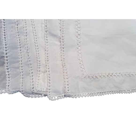 Vintage White Cotton Embroidered Placemats, Set of 7 - Picture 5 of 10